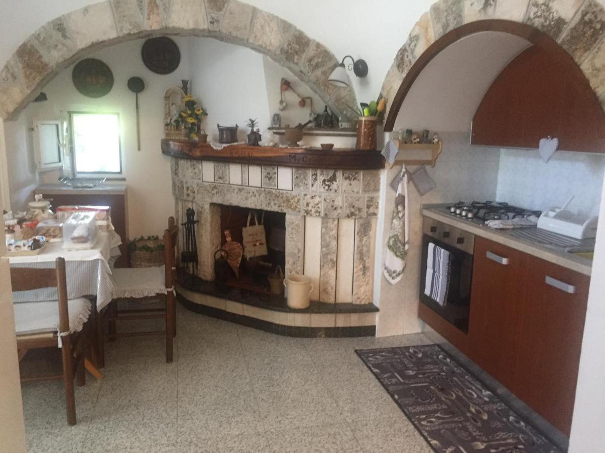 Il Trullo Di Nonno Angelo San Marco Hotel Locorotondo Exterior photo
